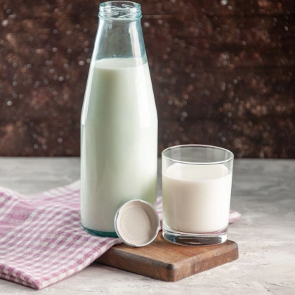 Butelka szklana na mleko do mleka lemoniady soku z zakrętką 1 l