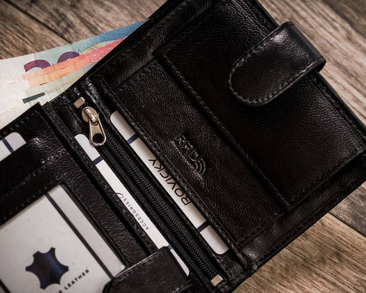 Klasyczny portfel męski na karty
