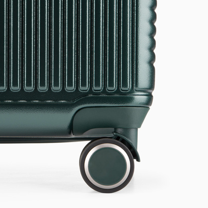 Średnia walizka PUCCINI GENEVA PC033B 5D Zielona