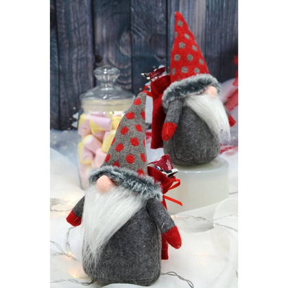 Mikołajek dekoracyjny z workiem na prezent 20 cm czerwony