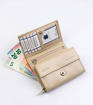 Skórzany portfel damski zamykany na zatrzask