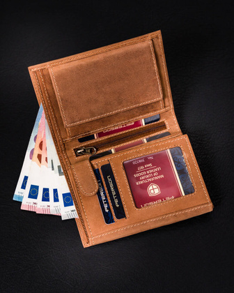 Skorzany portfel meski z kieszonka na suwak