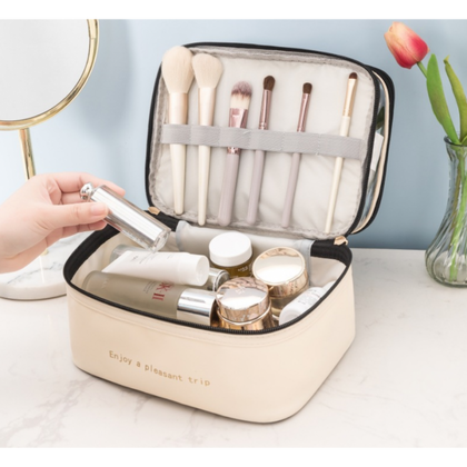 Kosmetyczka rozkładana 2 poziomowa kremowa 17x23x15 cm KS92WZ3