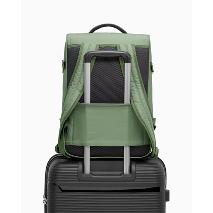 Plecak podróżny z miejscem na laptop 15,6" PUCCINI BARBADOS PM50251 M 5A Zielony