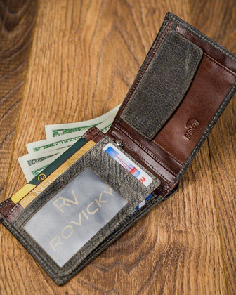 Piękny kolorowy portfel męski skórzany