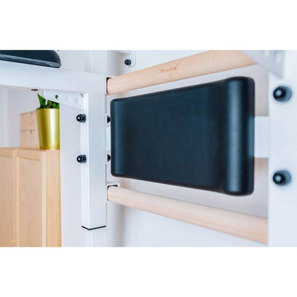 Drabinka gimnastyczna drewniano metalowa z drążkiem i akcesoriami BenchK 232W