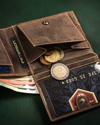 Skorzany portfel meski z kieszonka na karte