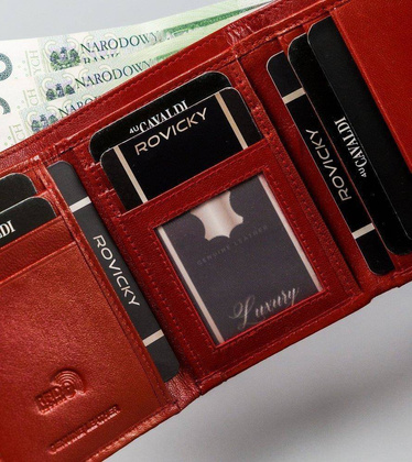 Mały, poziomy portfel damski ze skóry naturalnej, z ochroną RFID