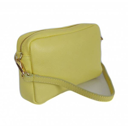 Urocza Włoska skórzana listonoszka Vera Pelle , pojemna złote okucia Limonkowa MCZ45GIA