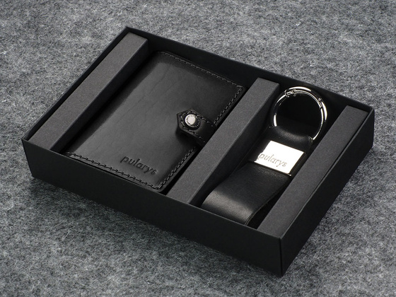 Portfel HIKER w zestawie z brelokiem 2113