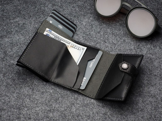 Portfel HIKER Go 2115