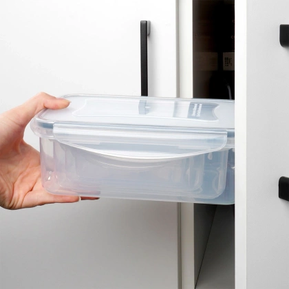 Pojemniki na żywność z pokrywką i uszczelką 4 szt.