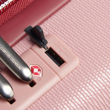 Delsey Chatelet Air 2.0 Mała twarda różowa walizka kabinowa na kółkach 55 cm