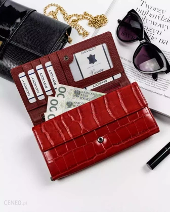 Podłużny portfel damski z klapką zdobiony wężowym wzorem — Cavaldi