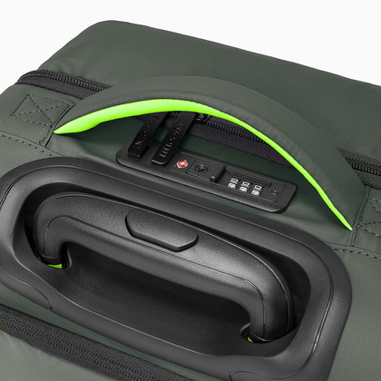 Mała kabinowa walizka / Plecak PUCCINI COLORADO EM50249C 5D Zielona