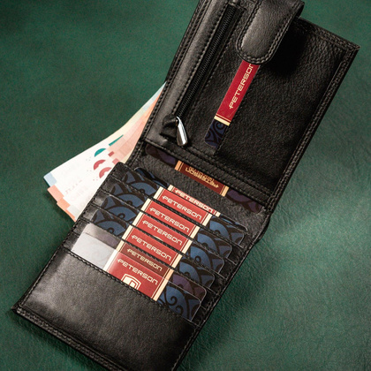 Duży, skórzany portfel męski na karty