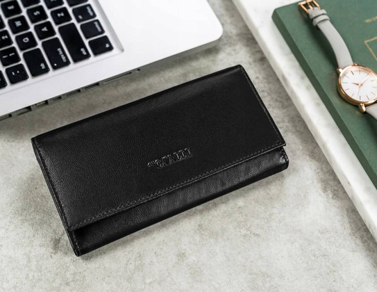 Skórzany, damski portfel na zatrzask z systemem rfid