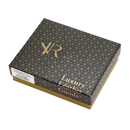 Skórzany portfel damski z ozdobnym zapięciem