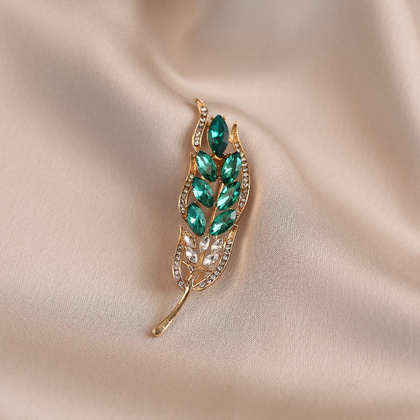 Broszka ozdobna - zielony kłos z cyrkoniami BZ214