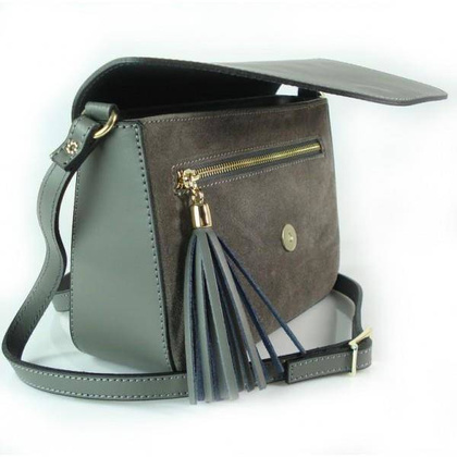 Skórzana torebka listonoszka Vera Pelle złote okucia,frędzelek, zamsz Szara VP113G