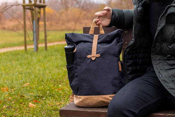 Plecak z rPET i korka