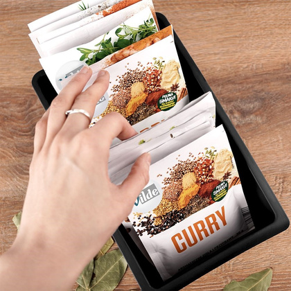 Organizer pojemnik kuchenny na przyprawy w torebkach zioła torebki dzielony czarny