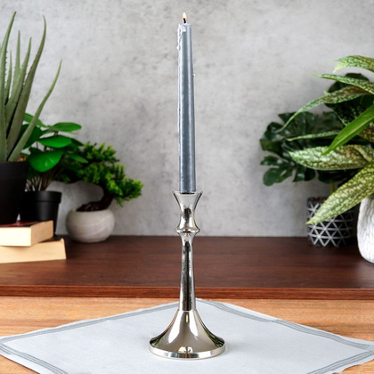 Świecznik na długą świeczkę aluminiowy srebrny 20 cm
