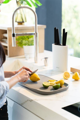 Dwustronna deska do krojenia Livio szara 8357