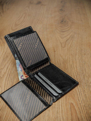 Kompaktowy czarny portfel ze skóry naturalnej wysokiej jakości