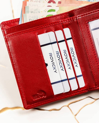 Pojemny skorzany portfel damski na zatrzask