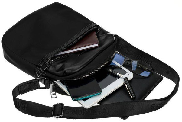 Sportowa listonoszka na szerokim pasku — David Jones