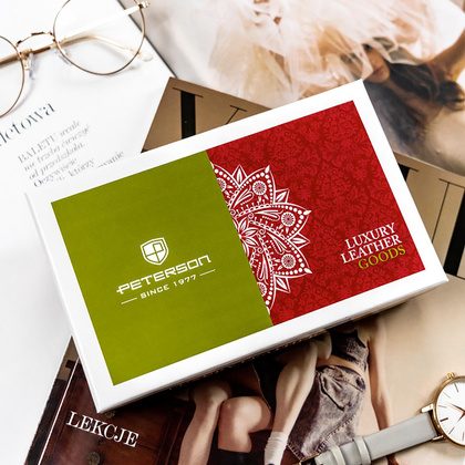 Kompaktowy portfel damski z lakierowanej skory naturalnej