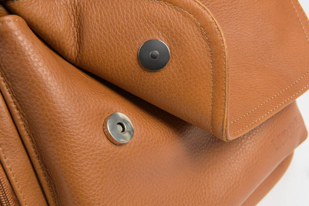 Torebka skórzana na ramię KEMER VOOC EP20 Camel