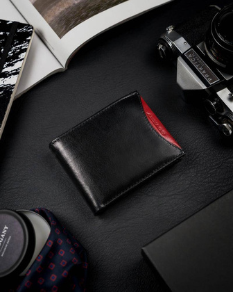 Portfel męski z naturalnej skóry licowej, etui z okienkiem na zdjęcie