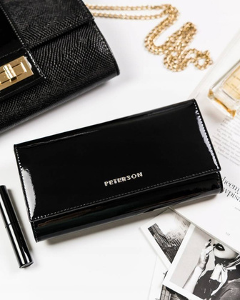 Duży, skórzany portfel damski zamykany na zatrzask