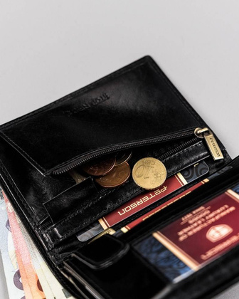 Skórzany portfel męski na karty