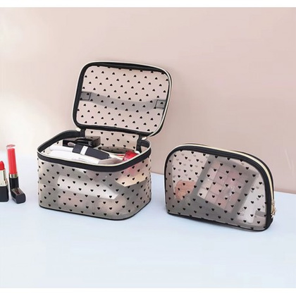 Kosmetyczka damska kuferek transparentna czarne serca 12x21x13cm KS125