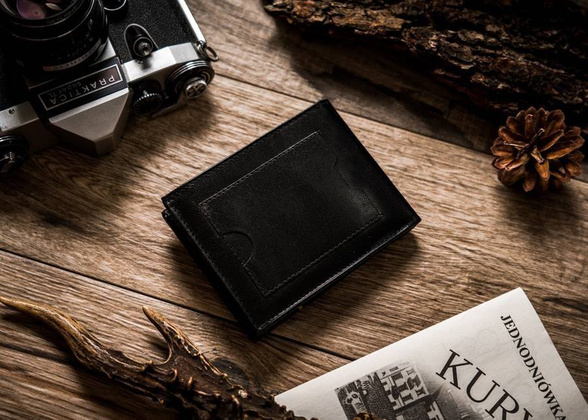 Portfel męski w orientacji poziomej ze skóry naturalnej