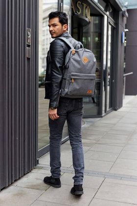 Lekki plecak turystyczny z poliestru